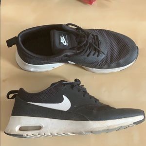Nike Air Max Thea size 8